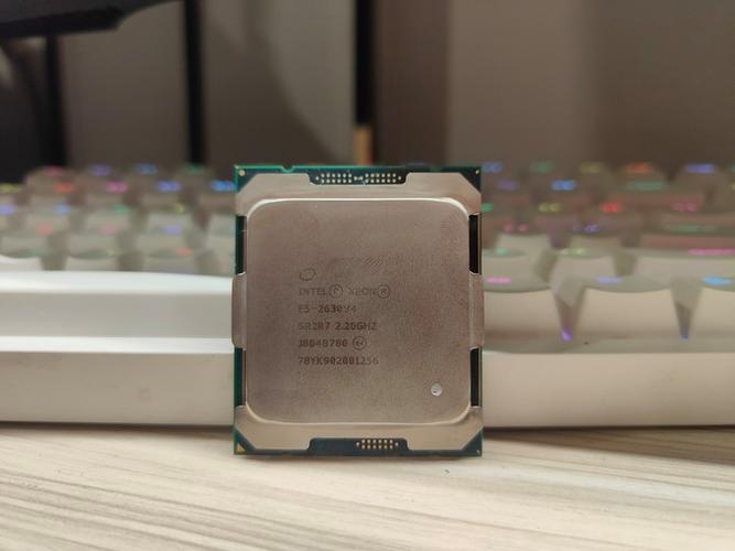 macbook 处理器 intel