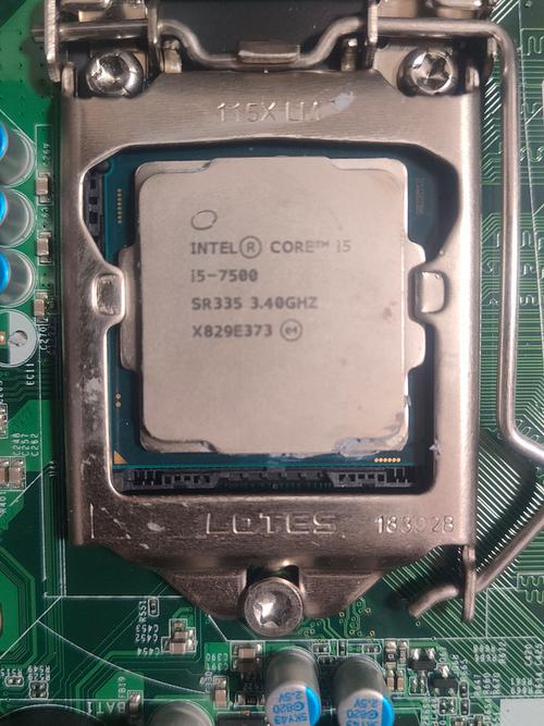 处理器i57500 显卡1030