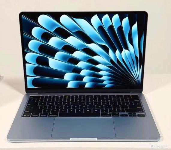 macbook 2025 处理器