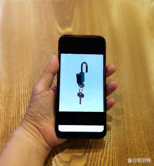 手机进了一个网站一直震动