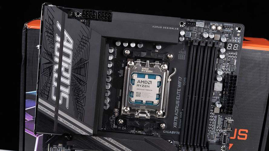 atom x7-z8700处理器