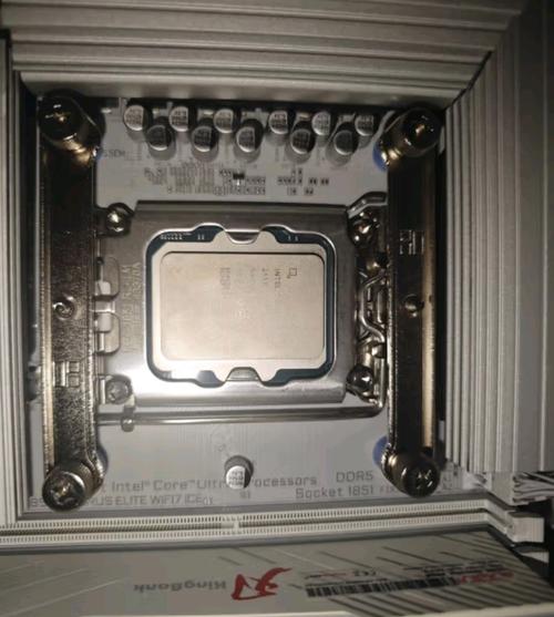 intel atomx5处理器