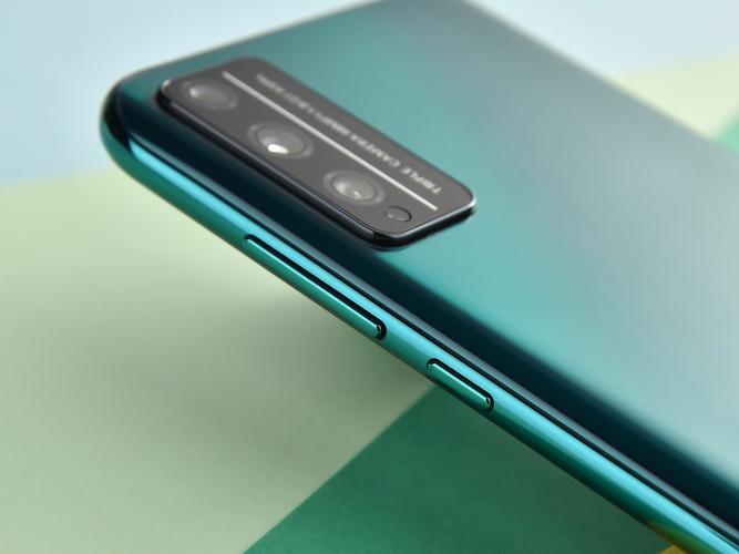 华为荣耀paly4pro处理器